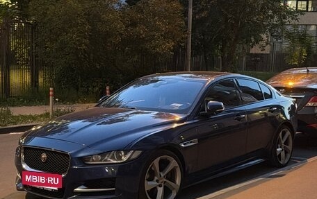 Jaguar XE I рестайлинг, 2015 год, 1 300 000 рублей, 6 фотография