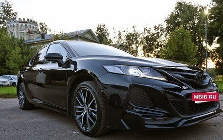 Toyota Camry, 2021 год, 3 600 000 рублей, 3 фотография