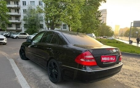 Mercedes-Benz E-Класс, 2002 год, 650 000 рублей, 2 фотография
