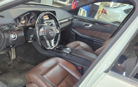 Mercedes-Benz E-Класс, 2012 год, 1 400 000 рублей, 6 фотография
