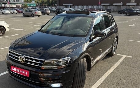 Volkswagen Tiguan II, 2018 год, 2 550 000 рублей, 1 фотография