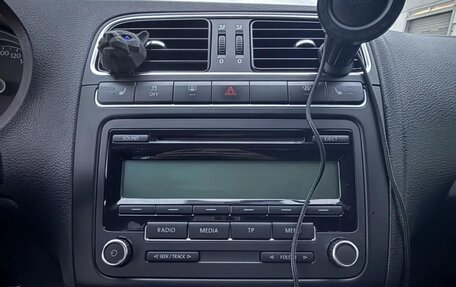 Volkswagen Polo VI (EU Market), 2011 год, 890 000 рублей, 13 фотография