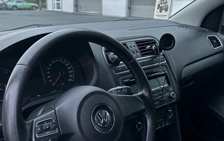 Volkswagen Polo VI (EU Market), 2011 год, 890 000 рублей, 11 фотография