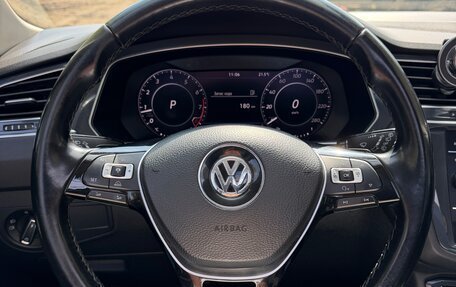 Volkswagen Tiguan II, 2018 год, 2 550 000 рублей, 7 фотография