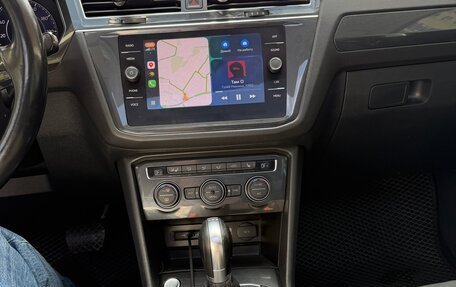 Volkswagen Tiguan II, 2018 год, 2 550 000 рублей, 8 фотография
