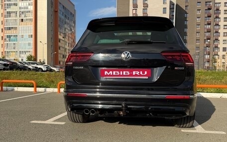 Volkswagen Tiguan II, 2018 год, 2 550 000 рублей, 6 фотография
