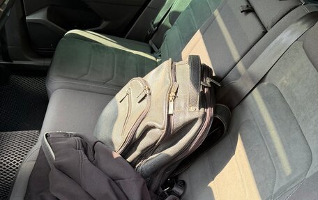 Volkswagen Tiguan II, 2018 год, 2 550 000 рублей, 10 фотография