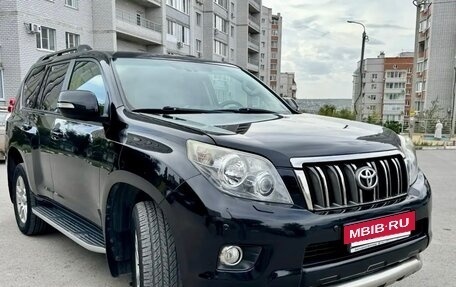 Toyota Land Cruiser Prado 150 рестайлинг 2, 2011 год, 3 300 000 рублей, 4 фотография