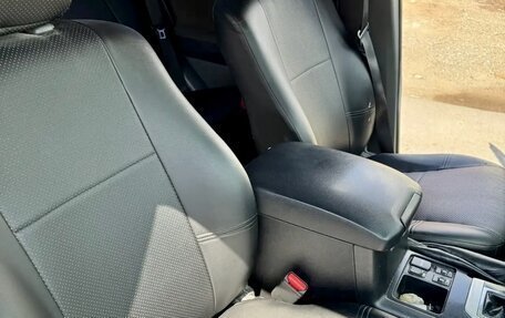Toyota Land Cruiser Prado 150 рестайлинг 2, 2011 год, 3 300 000 рублей, 12 фотография