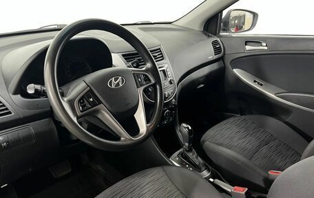 Hyundai Solaris II рестайлинг, 2014 год, 1 050 000 рублей, 10 фотография