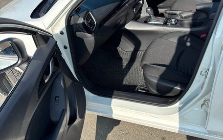 Mazda Axela, 2014 год, 1 150 000 рублей, 11 фотография