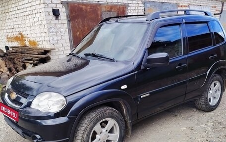 Chevrolet Niva I рестайлинг, 2017 год, 660 000 рублей, 8 фотография