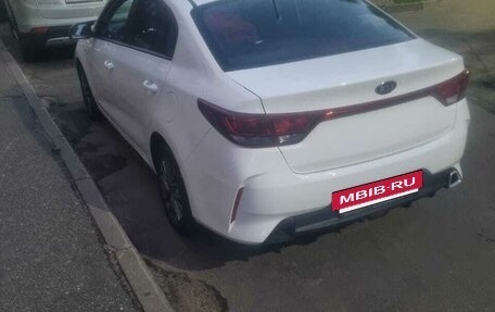 KIA Rio IV, 2021 год, 850 000 рублей, 4 фотография