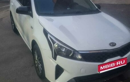 KIA Rio IV, 2021 год, 850 000 рублей, 3 фотография