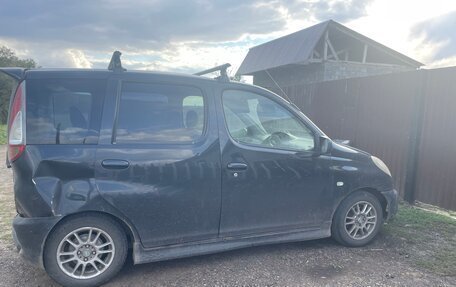 Toyota FunCargo, 2000 год, 270 000 рублей, 3 фотография