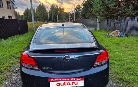 Opel Insignia II рестайлинг, 2011 год, 900 000 рублей, 4 фотография