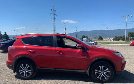 Toyota RAV4, 2017 год, 2 000 000 рублей, 3 фотография