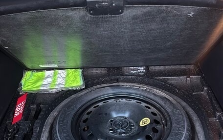 Ford Kuga III, 2014 год, 1 049 000 рублей, 11 фотография