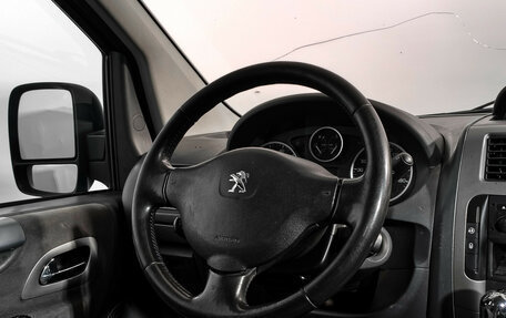 Peugeot Expert II, 2015 год, 1 230 000 рублей, 16 фотография