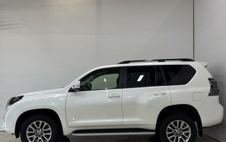 Toyota Land Cruiser Prado 150 рестайлинг 2, 2017 год, 3 769 000 рублей, 4 фотография
