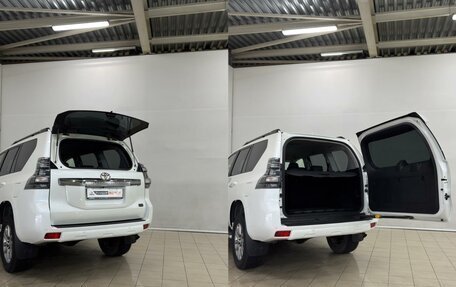Toyota Land Cruiser Prado 150 рестайлинг 2, 2017 год, 3 769 000 рублей, 6 фотография