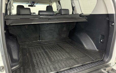 Toyota Land Cruiser Prado 150 рестайлинг 2, 2017 год, 3 769 000 рублей, 7 фотография