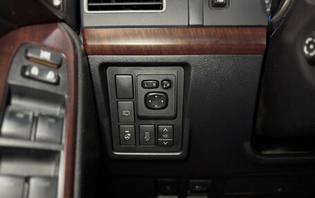 Toyota Land Cruiser Prado 150 рестайлинг 2, 2017 год, 3 769 000 рублей, 15 фотография