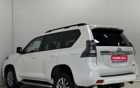 Toyota Land Cruiser Prado 150 рестайлинг 2, 2017 год, 3 769 000 рублей, 5 фотография