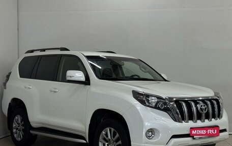 Toyota Land Cruiser Prado 150 рестайлинг 2, 2017 год, 3 769 000 рублей, 11 фотография
