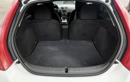 Volvo C30 I рестайлинг, 2010 год, 750 000 рублей, 8 фотография