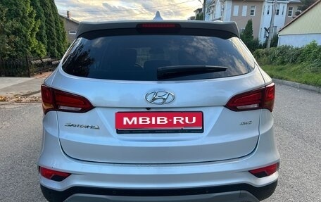 Hyundai Santa Fe III рестайлинг, 2017 год, 2 100 000 рублей, 3 фотография