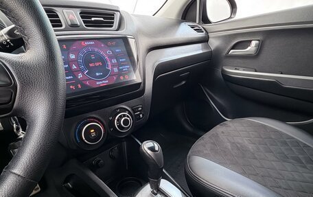 KIA Rio III рестайлинг, 2012 год, 997 000 рублей, 10 фотография