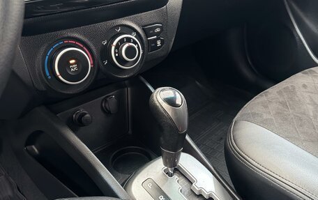 KIA Rio III рестайлинг, 2012 год, 997 000 рублей, 17 фотография