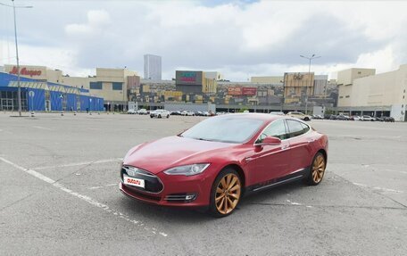 Tesla Model S I, 2014 год, 3 300 000 рублей, 12 фотография