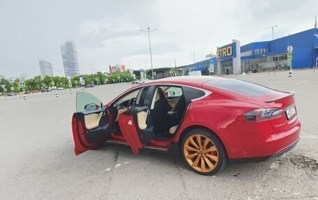 Tesla Model S I, 2014 год, 3 300 000 рублей, 20 фотография