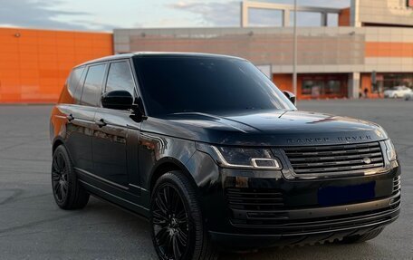 Land Rover Range Rover IV рестайлинг, 2018 год, 6 900 000 рублей, 3 фотография