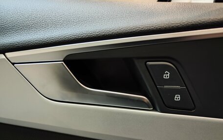 Audi A4, 2018 год, 2 179 000 рублей, 18 фотография