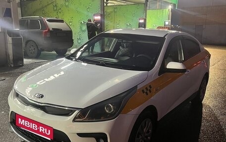KIA Rio IV, 2019 год, 950 000 рублей, 2 фотография