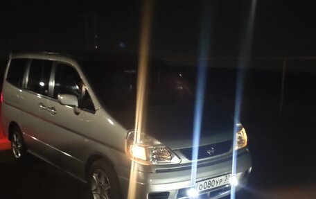 Nissan Serena II, 2001 год, 580 000 рублей, 4 фотография