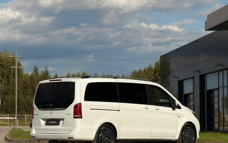 Mercedes-Benz V-Класс, 2016 год, 4 100 000 рублей, 13 фотография