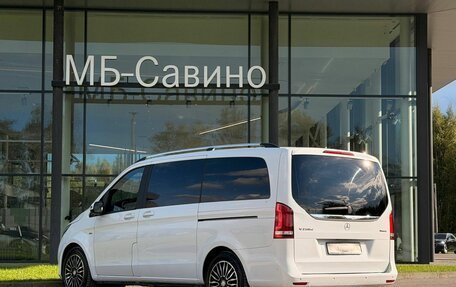 Mercedes-Benz V-Класс, 2016 год, 4 100 000 рублей, 9 фотография