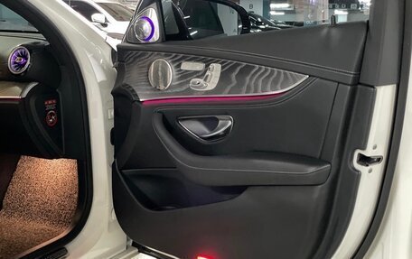 Mercedes-Benz E-Класс, 2021 год, 3 030 000 рублей, 3 фотография