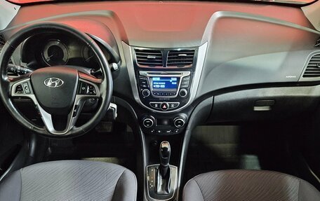 Hyundai Solaris II рестайлинг, 2016 год, 939 000 рублей, 9 фотография