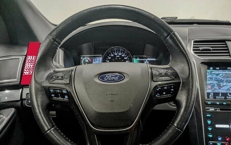 Ford Explorer VI, 2018 год, 3 300 000 рублей, 19 фотография