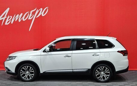 Mitsubishi Outlander III рестайлинг 3, 2015 год, 1 749 000 рублей, 2 фотография