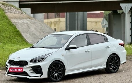 KIA Rio IV, 2018 год, 1 490 000 рублей, 3 фотография