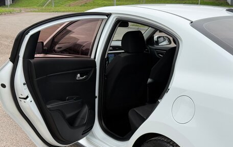 KIA Rio IV, 2018 год, 1 490 000 рублей, 21 фотография