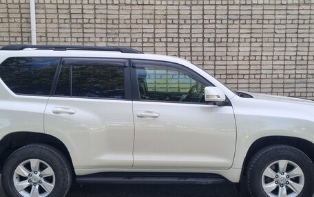 Toyota Land Cruiser Prado 150 рестайлинг 2, 2020 год, 4 980 000 рублей, 2 фотография