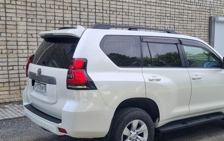 Toyota Land Cruiser Prado 150 рестайлинг 2, 2020 год, 4 980 000 рублей, 3 фотография