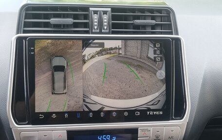 Toyota Land Cruiser Prado 150 рестайлинг 2, 2020 год, 4 980 000 рублей, 5 фотография